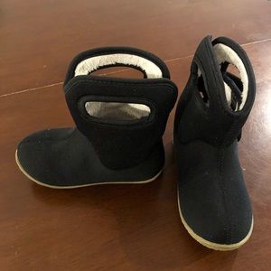 Bogs unisex Snowboots Size 8